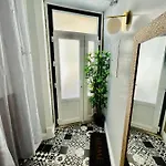 Appartement Plaza House *