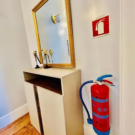 Plaza House Ильяву