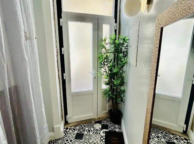 Apartment Plaza House *