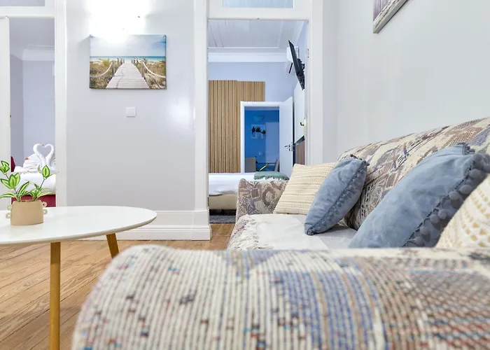 Plaza House Apartment